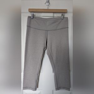 Lululemon | Wonder Under Cropped Legging, Light Grey, Size 10